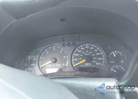 2000 Chevrolet S-10 Ls from USA, damaged, VIN 1GCCS19W1Y8258965